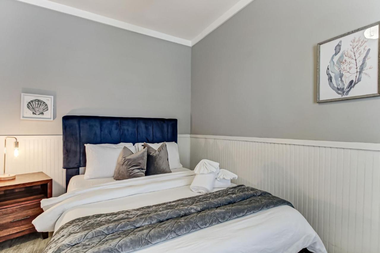 130 Y O Historic Off Forsyth Park * Savannah