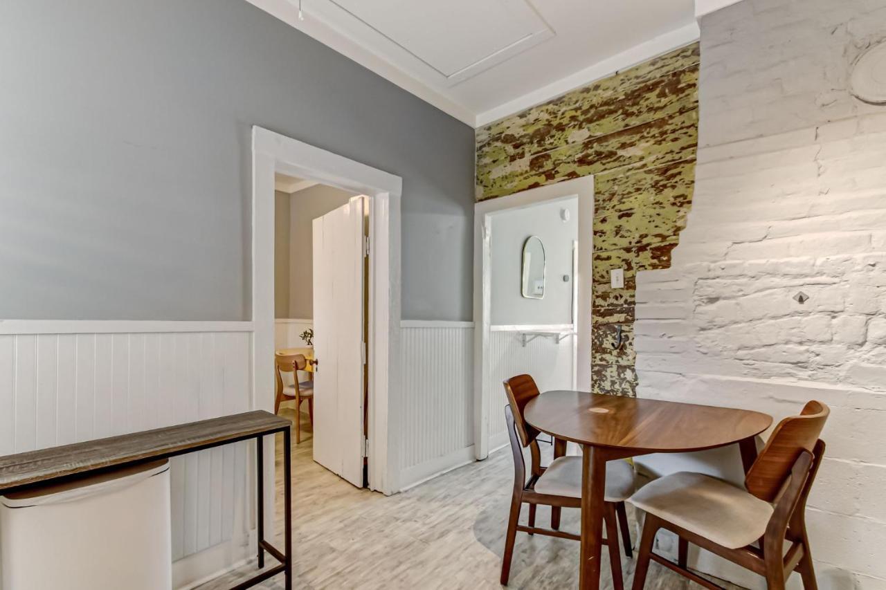 Holiday home 130 Y O Historic Off Forsyth Park *